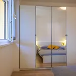 Rose Gialla Firsia Garten Eg Apartmán *