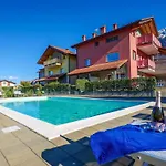 Apartmán Rose Gialla Firsia Garten Eg Colico