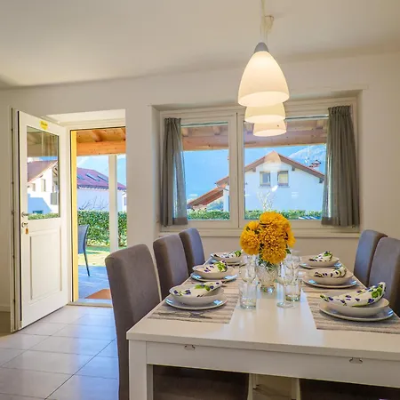 Rose Gialla Firsia Garten Eg Apartamento
